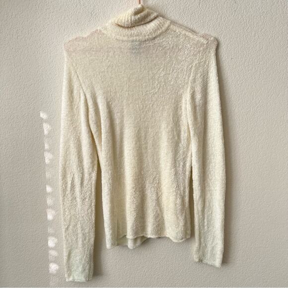 Gap Factory ivory cream off-white plush boucle knit turtleneck sweater - Picture 3 of 5